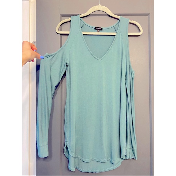 Good Condition - Dynamite Soft Long Sleeve Top - Small - Beautiful Green color - Picture 2 of 5